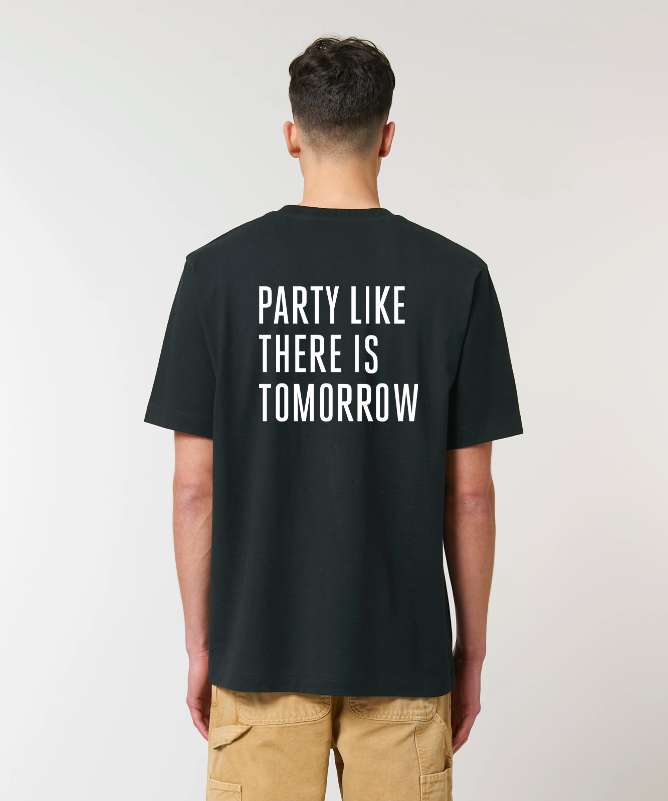 T-shirt / Party like there is tomorrow / Black